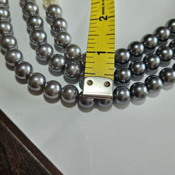 *Sale* Paparazzi layered Faux Pearl Necklace Chunky Necklace Earrings 20-23" - Picture 8 of 13
